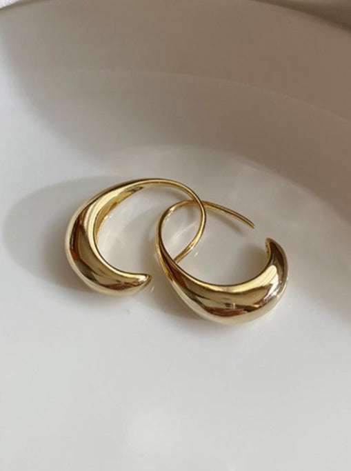 Elongated Waterdrop Earrings