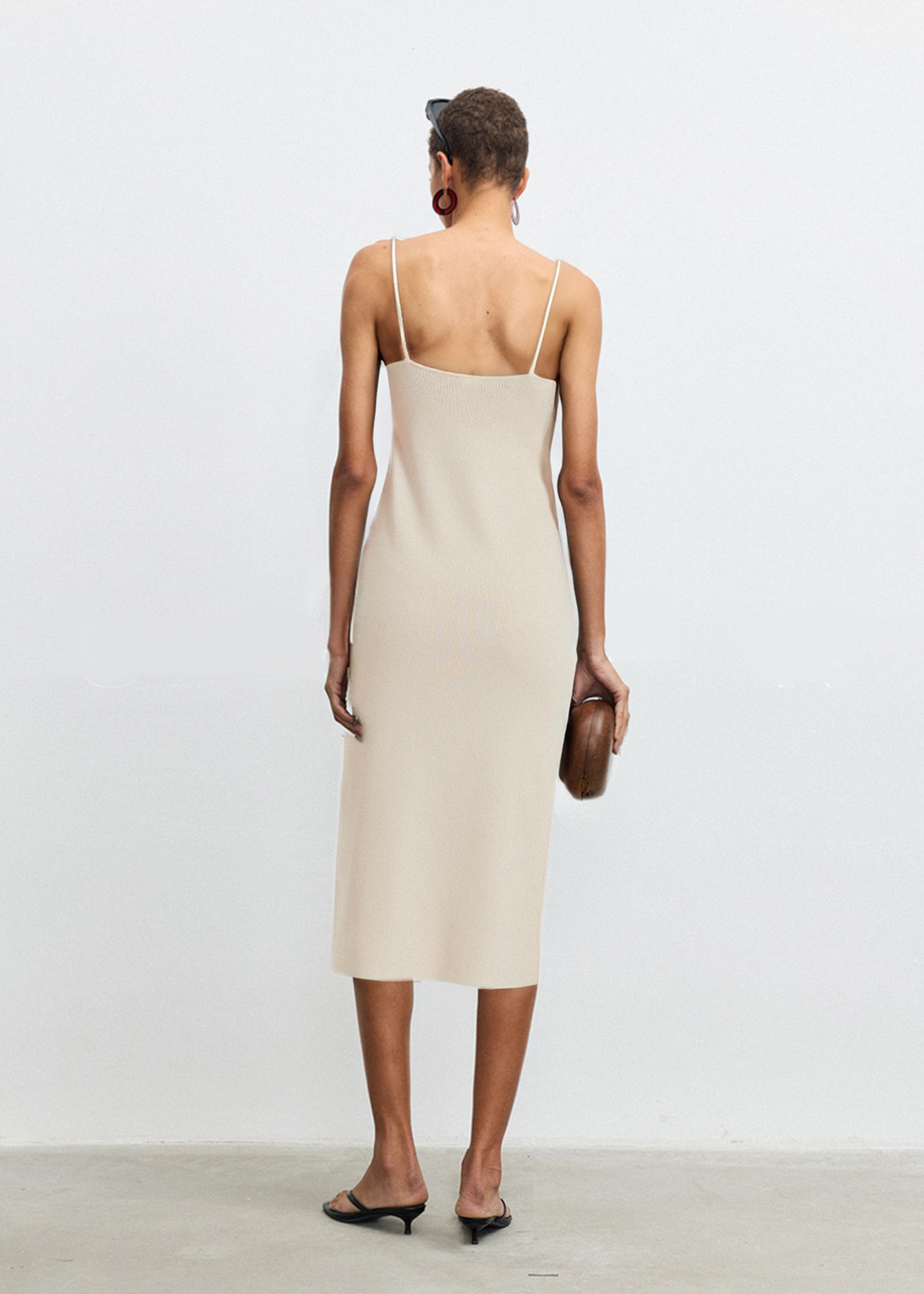 Backless Knitted Midi Dress Juniper Theory Backless Knitted Midi Dress Juniper Theory