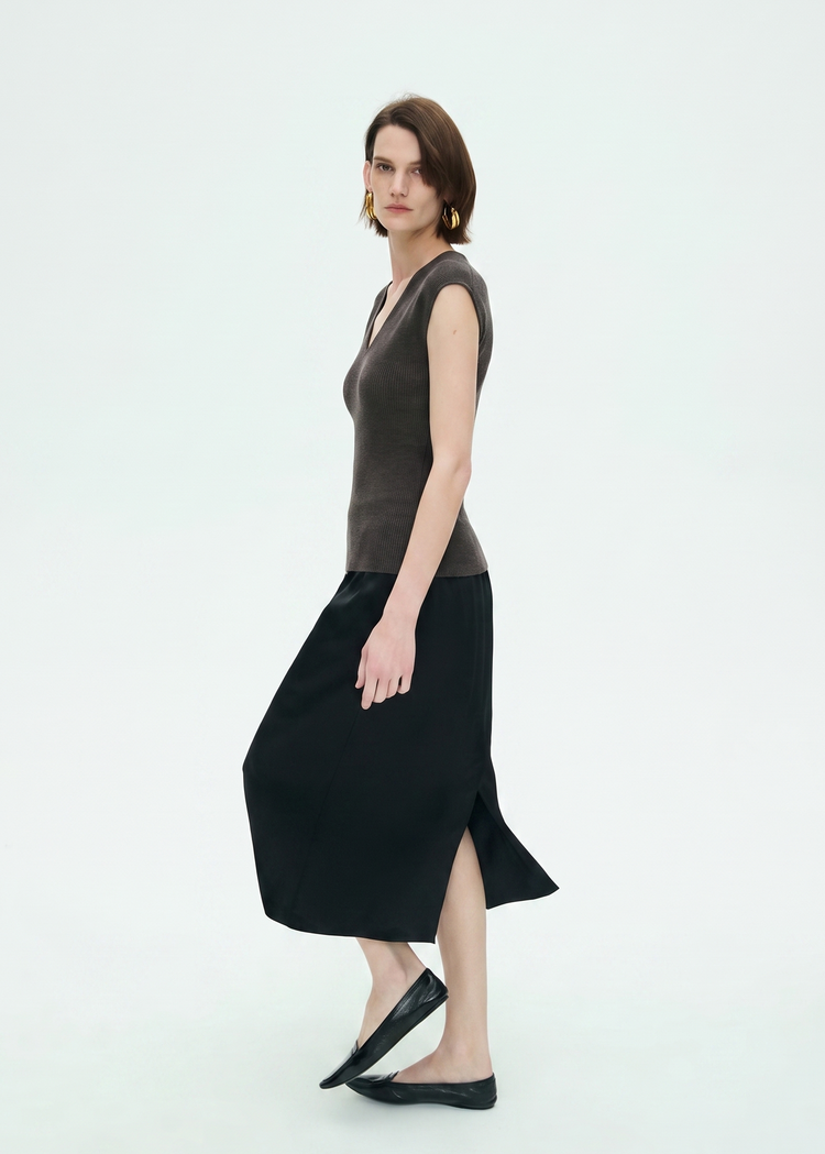 Wool Blend Knitted Rib Top in Dark Grey